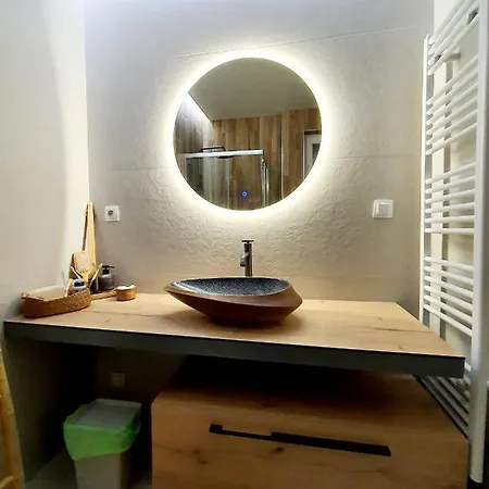 Boho Katoikia * Golos