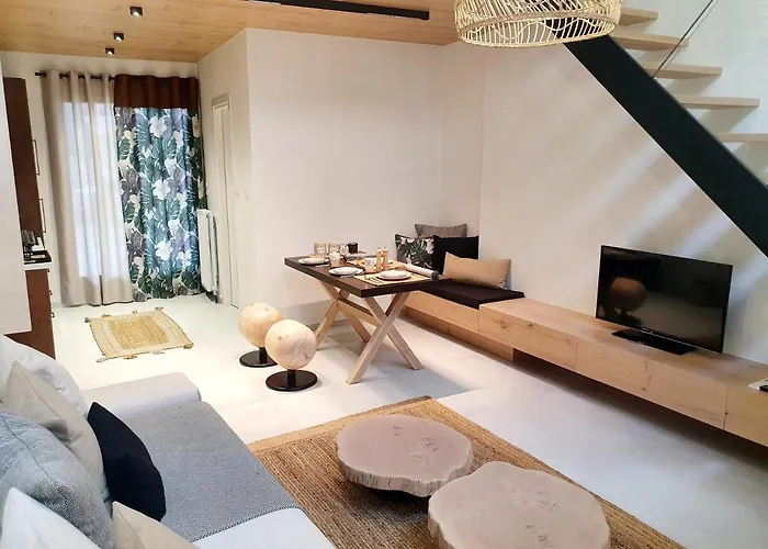 Boho Katoikia Apartment Volos